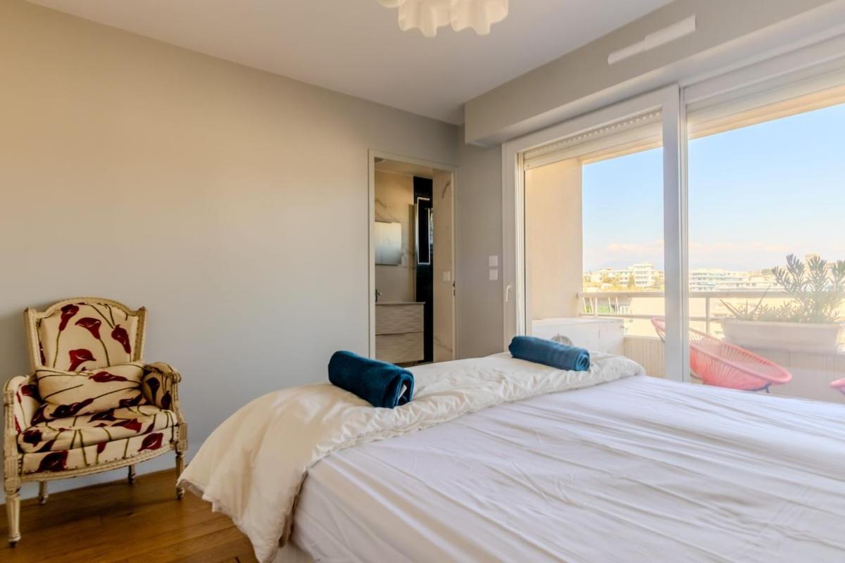 Juan Les Pins Rooftop, 2 Avec Parking Appartement Antibes