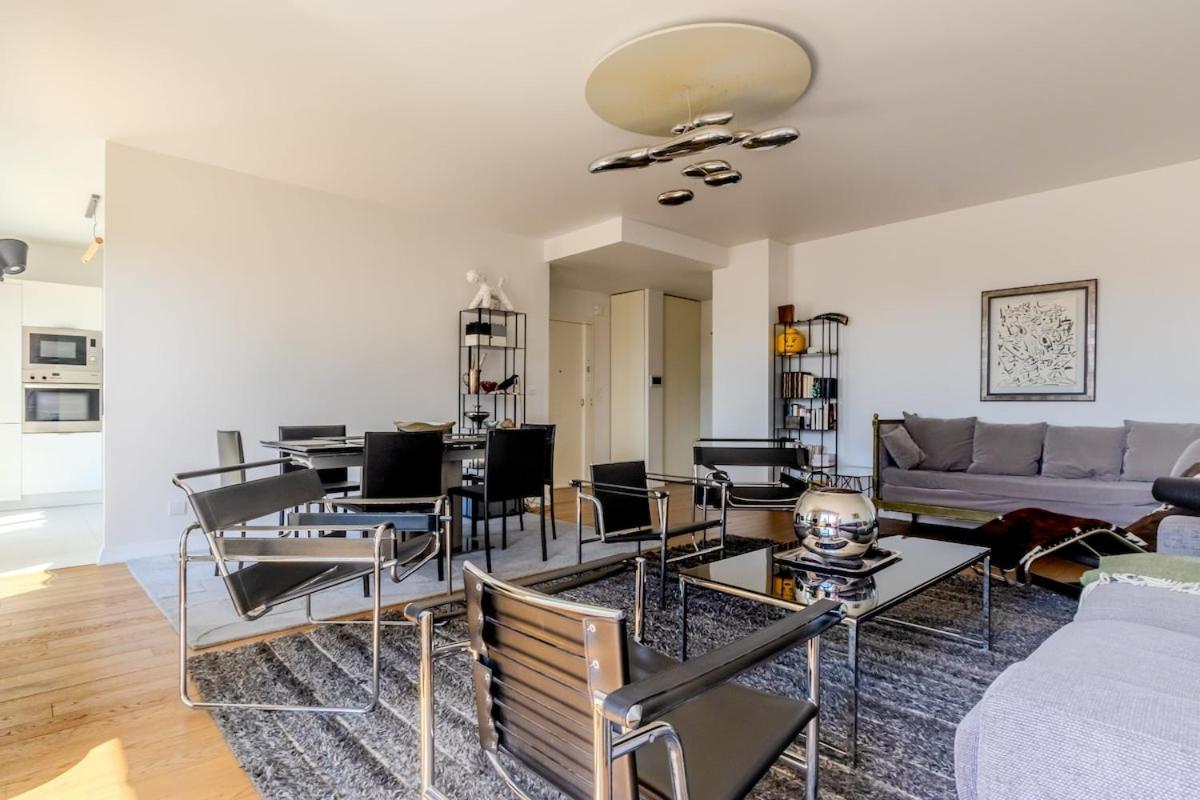 Appartement Juan Les Pins Rooftop, 2 Avec Parking *