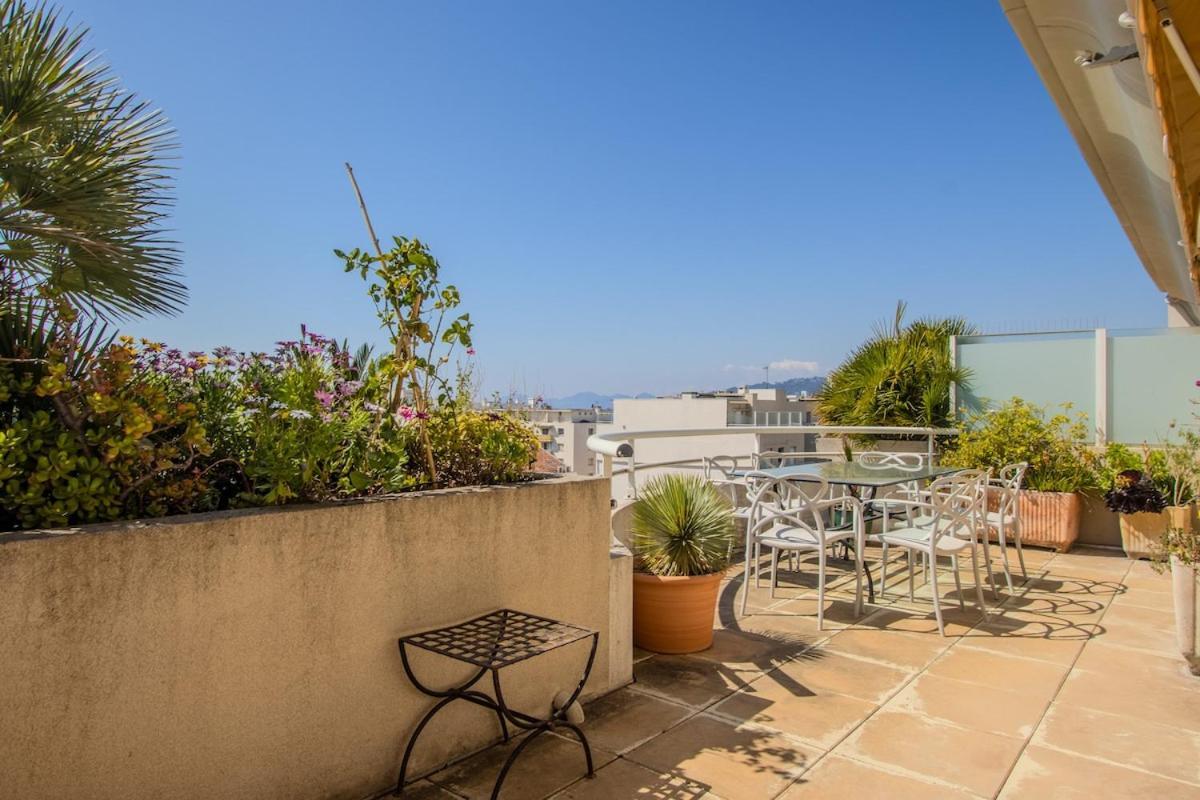 Appartement Juan Les Pins Rooftop, 2 Avec Parking Antibes